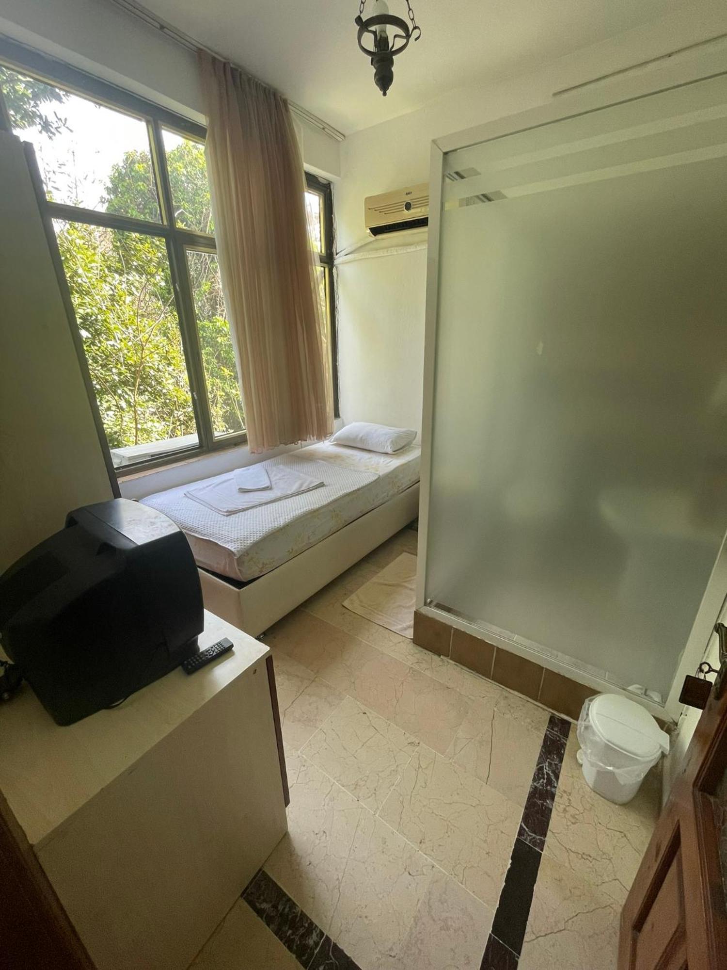 Dedehan Pansiyon Antalya Exteriör bild